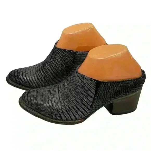 FREEBIRD BY STEVEN Shae Women’s Gray Silver Leather Lizard Clog Mules US 7 - Picture 1 of 12